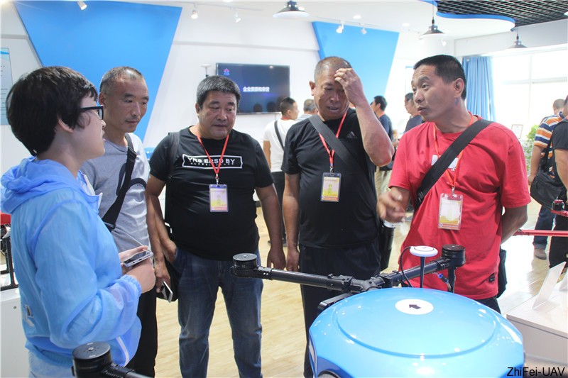 1568011826844437.jpg 河北智飛極農(nóng)無人機(jī)科技|保定ASFC無人機(jī)駕駛員培訓(xùn)考證|打藥撒藥噴藥植保無人機(jī)