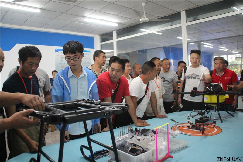 河北智飛極農(nóng)無人機科技|保定ASFC無人機駕駛員培訓(xùn)考證|打藥撒藥噴藥植保無人機 河北智飛極農(nóng)無人機科技|保定ASFC無人機駕駛員培訓(xùn)考證|打藥撒藥噴藥植保無人機